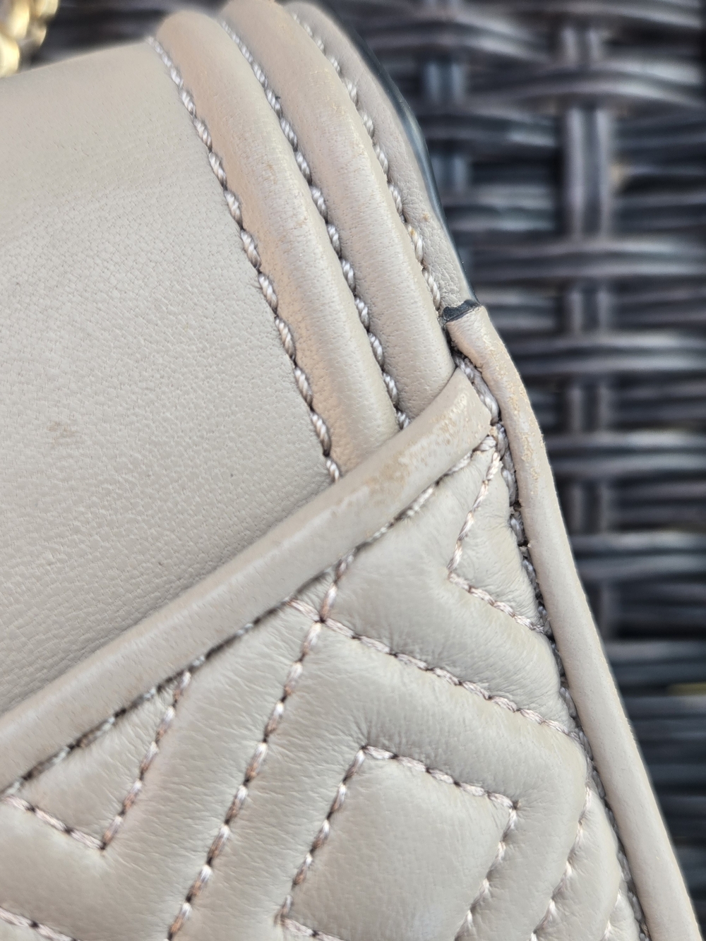 Tory Burch Beige Quilted Leather Chain Shoulder Bag - Picture 7 of 17
